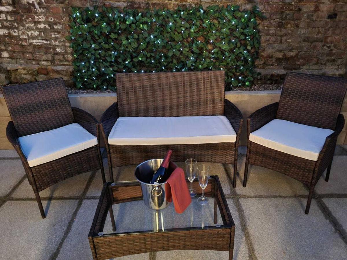 Serene Getaway Apartments 메이드스톤 외부 사진